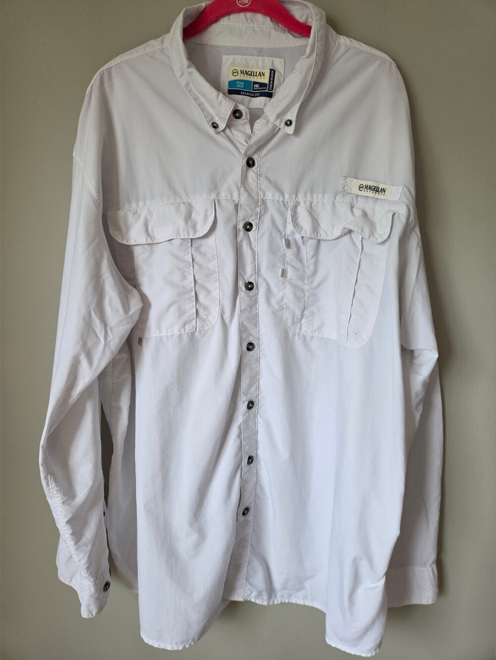 Magellan Outdoors Men’s White Lightweight Button-Up Shirt Jacket